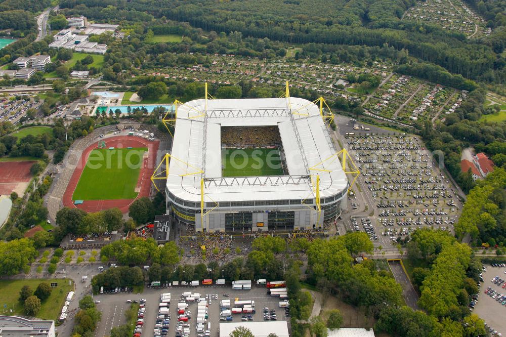 Dortmund from the bird's eye view: Gelände des Borusseum , dem Stadion Signal Iduna Park anläßlich des Spiels BVB gegen Hertha BSC . Reception / championship celebration for the football team of Borussia Dortmund on Borusseum, the Signal Iduna Park Stadium.