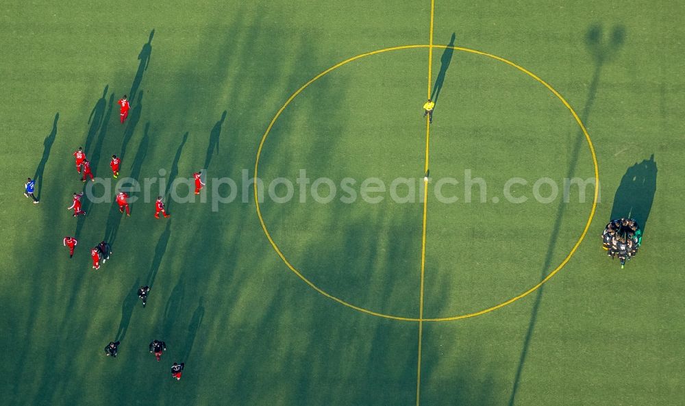 Aerial photograph Herne - Sports grounds and football pitch Stadt Herne Sportplatz Volkspark in of Bonifatiusstrasse in Herne in the state North Rhine-Westphalia, Germany