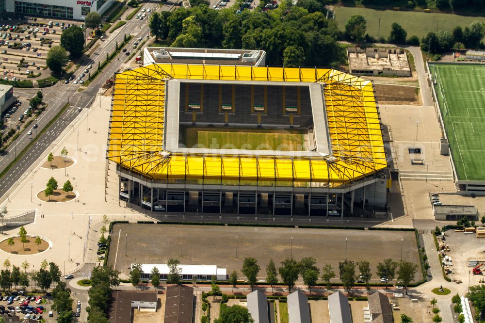 Aerial photograph Aachen - Football stadium tivoli of the football club TSV Alemannia Aachen GmbH on the Am Sportpark Soers in Aachen in the state North Rhine-Westphalia, Germany