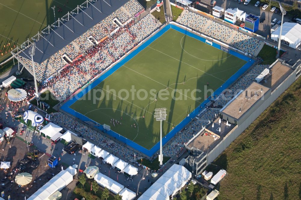 Aerial photograph Mönchengladbach - Football stadium of the football club Sparkassen park in Moenchengladbach in the state North Rhine-Westphalia