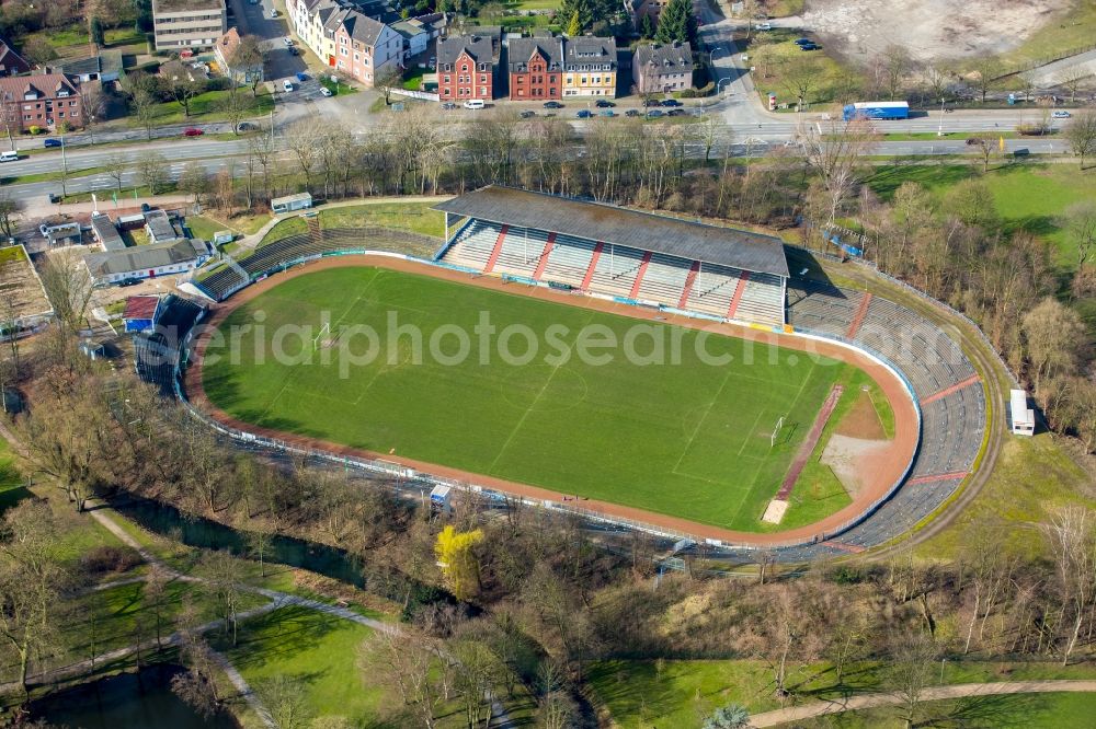 Aerial photograph Herne - Football stadium of the football club Sportclub Westfalia 04 e.V. on Westring in Herne in the state North Rhine-Westphalia