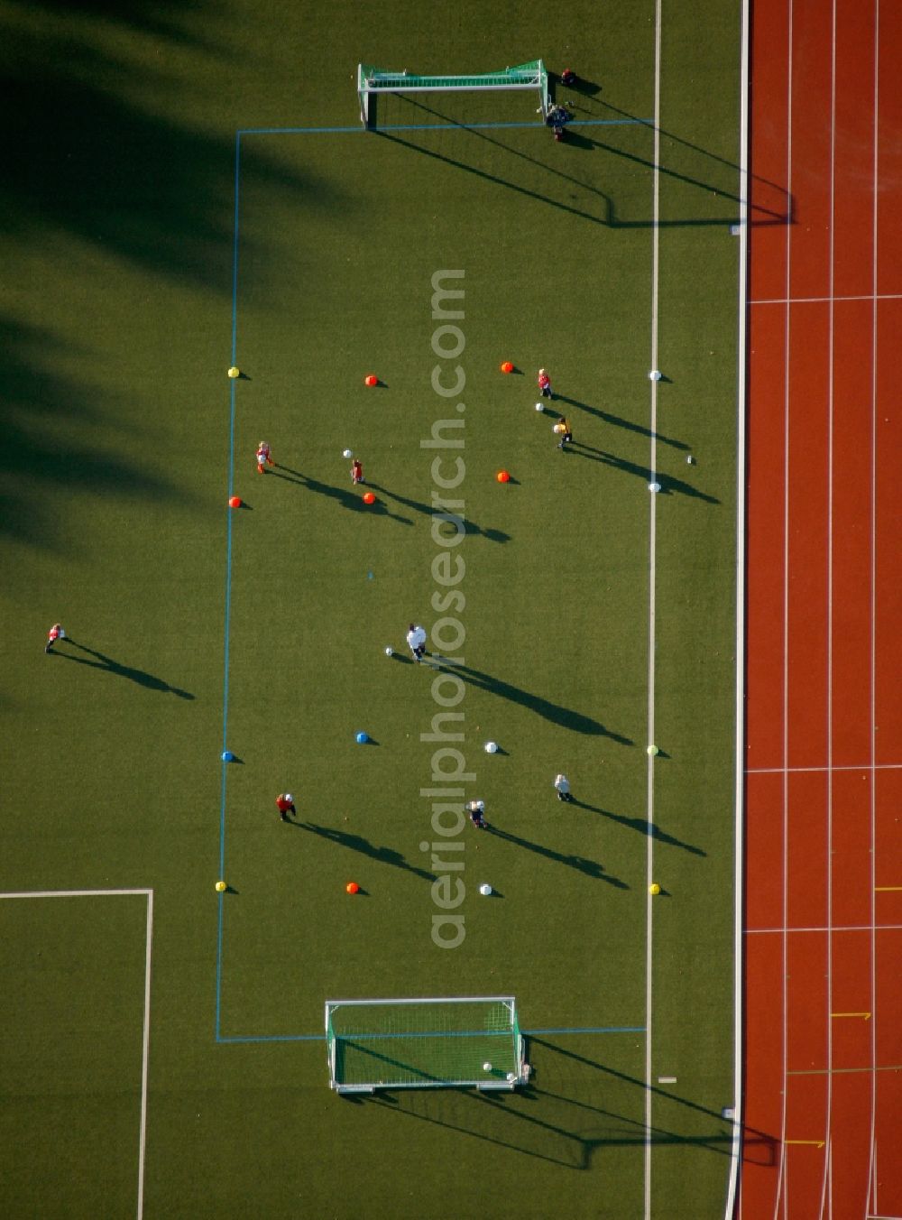 Marl from above - Trainig football on the sports complex of the sports field Hagenstrasse in Marl in North Rhine-Westphalia