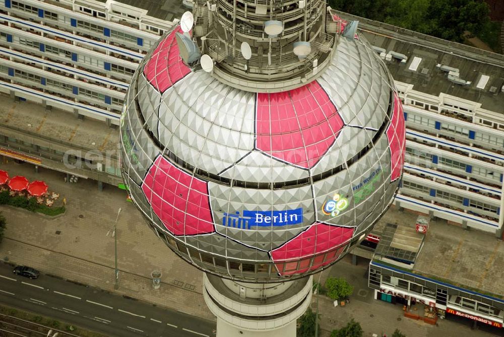 Aerial image Berlin - Blick auf die Fußballwerbung auf dem Berliner Fernsehturm