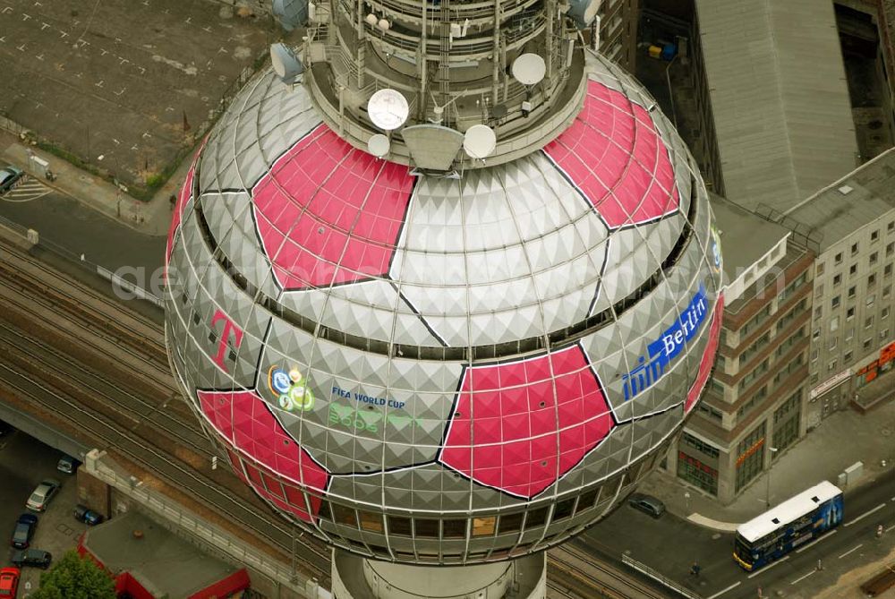 Berlin from the bird's eye view: Blick auf die Fußballwerbung auf dem Berliner Fernsehturm