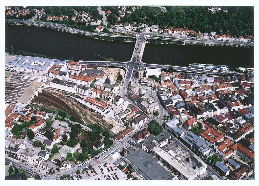 Aerial image Passau / Bayern - Fußgängerzone in der Altstadt von Passau am Hauptbahnhof. Eine Planungsfläche der ECE-Projektmanagement GmbH Hamburg.