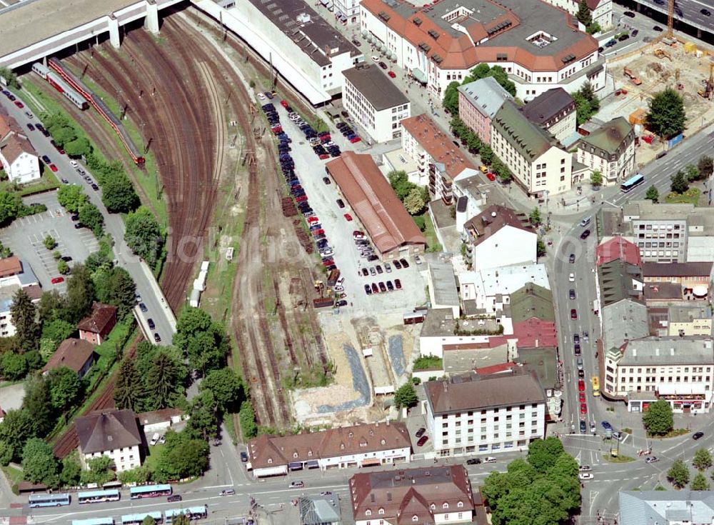 Passau / Bayern from the bird's eye view: Fußgängerzone in der Altstadt von Passau am Hauptbahnhof. Eine Planungsfläche der ECE-Projektmanagement GmbH Hamburg.