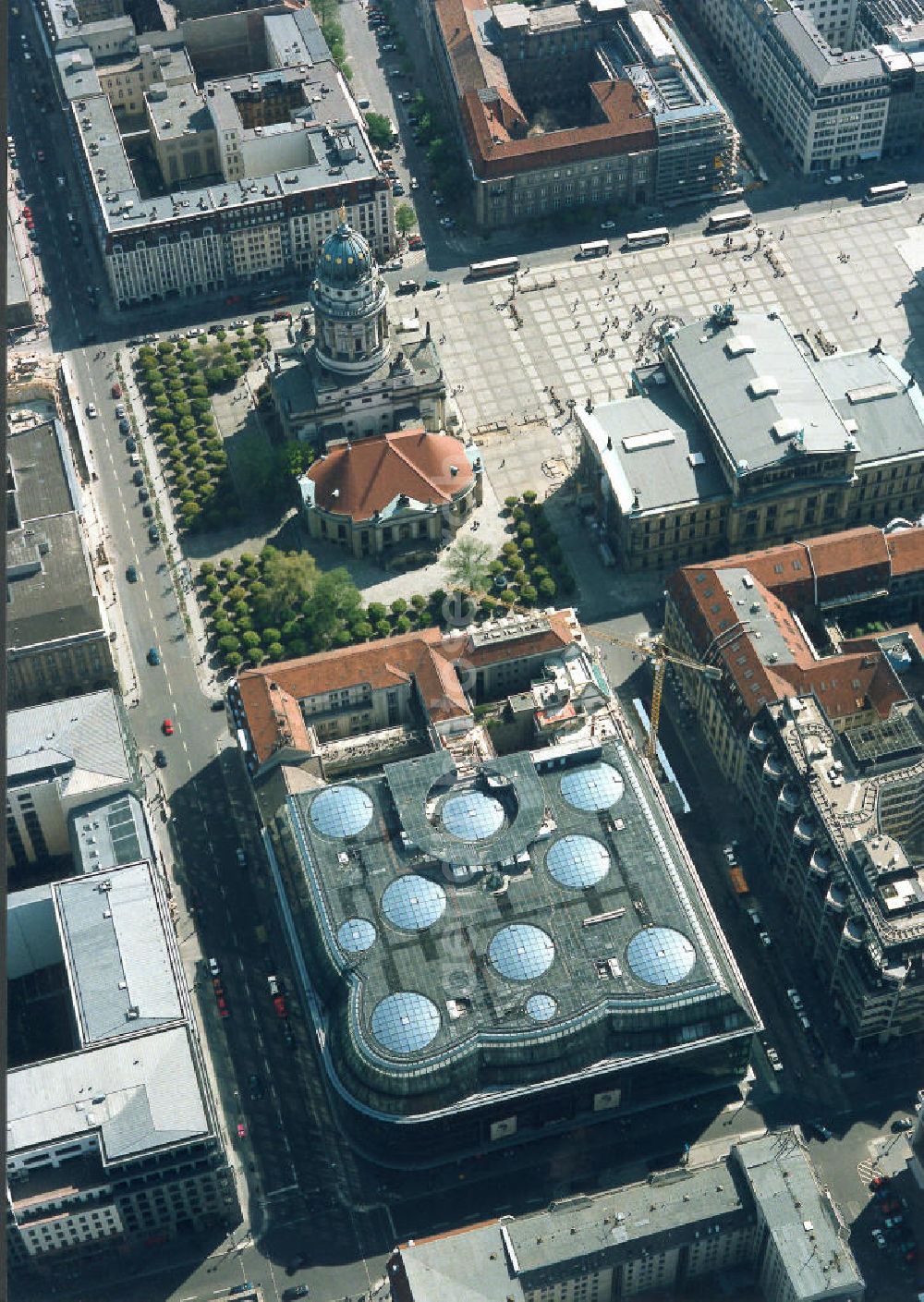 Aerial image Berlin - Galeries Lafayette (Quartier 207) an der Friedrichstraße in Berlin-Mitte.