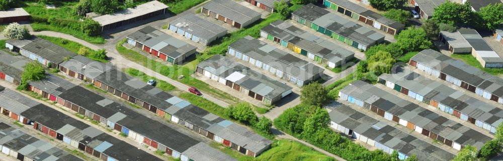 Lankow, Schwerin from the bird's eye view: Garages - grounds for automobiles in Lankow, Schwerin in the state Mecklenburg - Western Pomerania