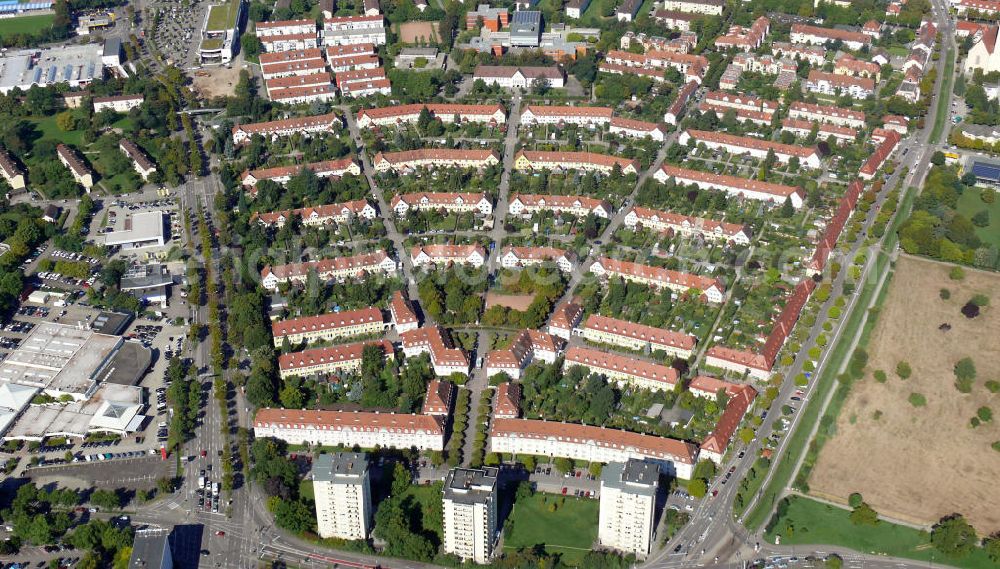 Freiburg im Breisgau from the bird's eye view: Die Gartenstadt im Stadtteil Haslach in Freiburg, Baden-Württemberg. Sehr markant durch die fächerförmige Einfamilien-Reihenhaus-Bauweise. Es steht heute unter Denkmalschutz. The garden city in the district Haslach in Freiburg, Baden-Wuerttemberg. It's very remarkable due to the fan-shaped one family row house design. Nowadays it is listed as a historical monument.