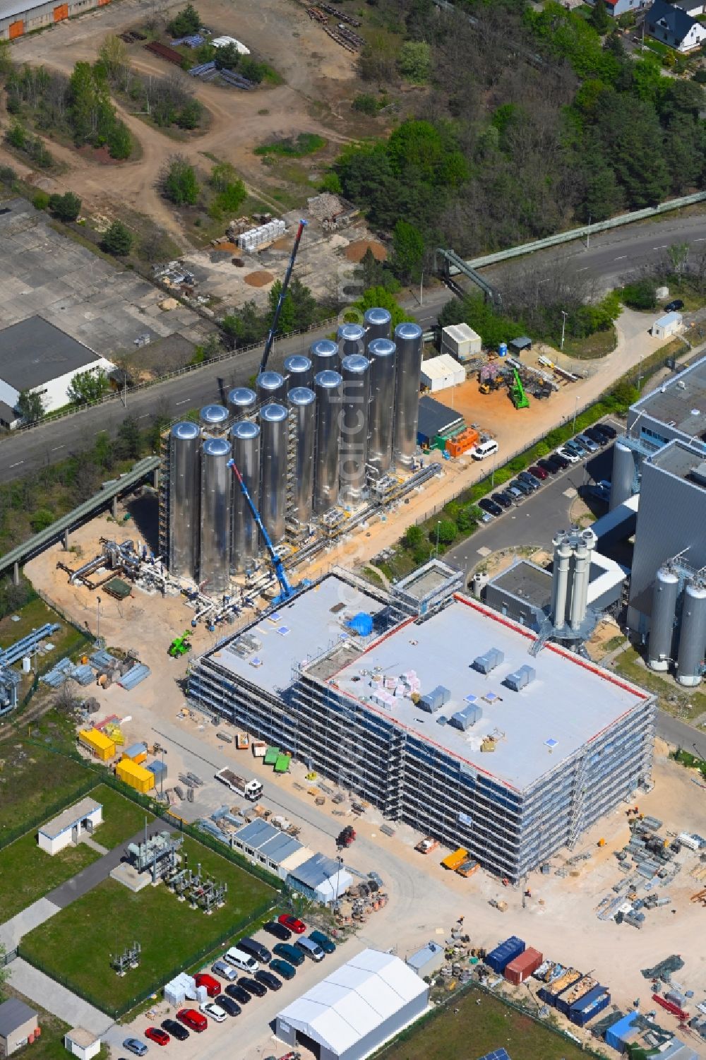 Aerial image Cottbus - Extension construction site for gas conversion and conversion of the power plant systems and exhaust gas towers of the heating power plant in the district Dissenchen in Cottbus in the state Brandenburg, Germany