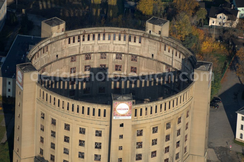 Aerial image Dresden - Gasometer high storage tank on street Gasanstaltstrasse in the district Seidnitz in Dresden in the state Saxony, Germany