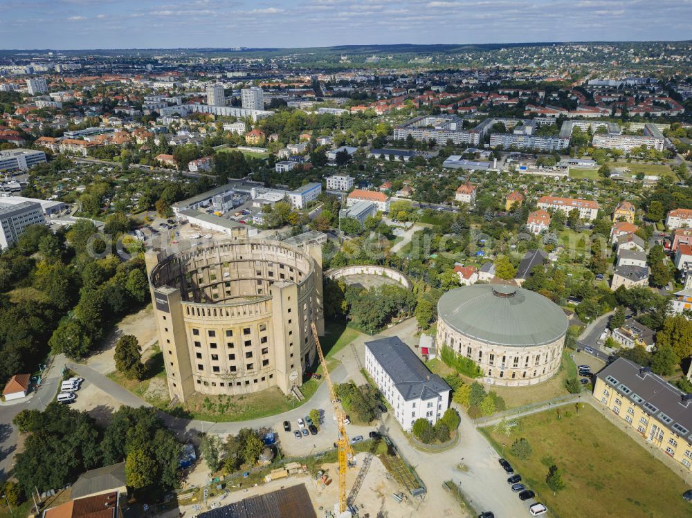 Aerial image Dresden - Gasometer high storage tank on street Gasanstaltstrasse in the district Seidnitz in Dresden in the state Saxony, Germany