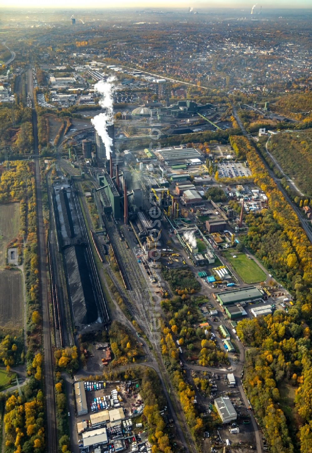 Bottrop from above - Gasometer high storage tank auf dem Werksgelaende der Kokerei Prosper in Bottrop in the state North Rhine-Westphalia