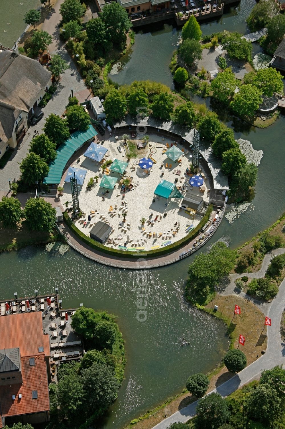 Aerial image Oberhausen - Dining area with open-air restaurant and beach bar on the site of the Zeche Jacobi Brewery in Oberhausen in North Rhine-Westphalia