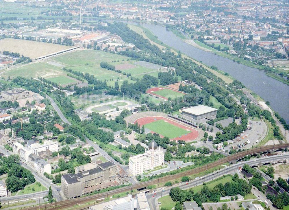 Aerial photograph Dresden / Sachsen - Gebiet um die rekonstruierte Moschee Yedenize in Dresden / Sachsen.