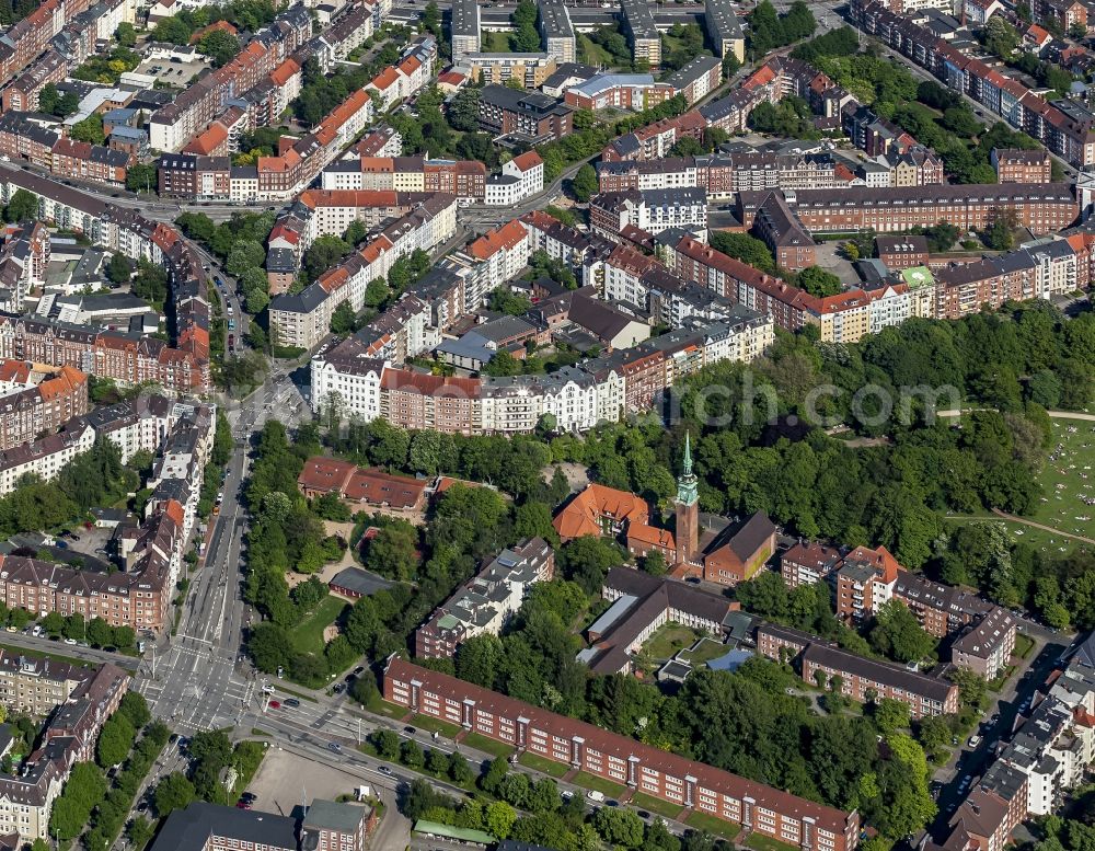 Aerial image Kiel - Building of the old people's home - home Allo senior citizen's residences in Kiel in the federal state Schleswig-Holstein, Germany