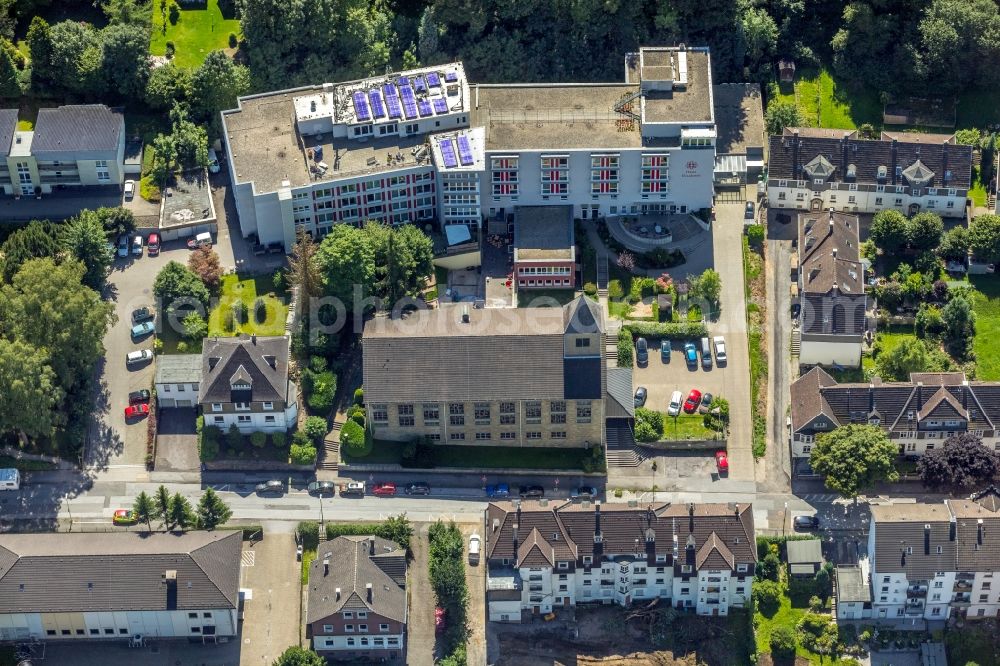 Aerial photograph Ennepetal - Building the retirement home Altenheim Haus Elisabeth and of Herz Jesu Kirche Ennepetal on Kirchstrasse in Ennepetal in the state North Rhine-Westphalia, Germany