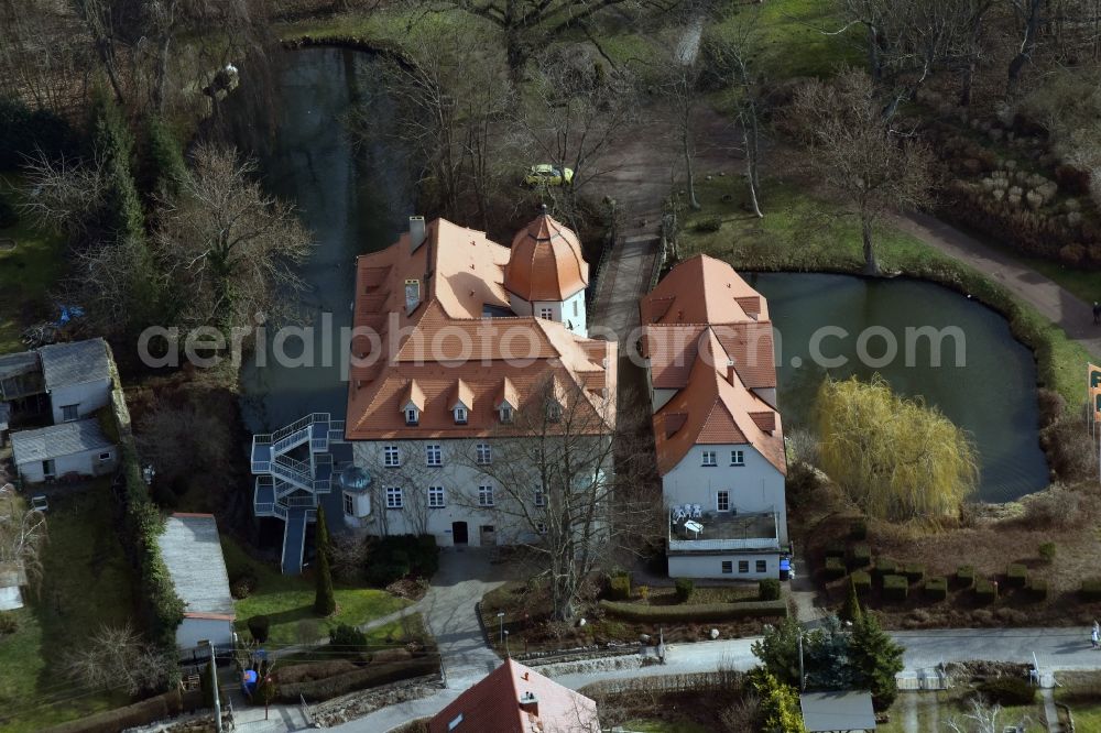 Aerial photograph Großpaschleben - Building the retirement home Amalienhof Seniorenpflege GmbH Im Jutshowwe in Grosspaschleben in the state Saxony-Anhalt