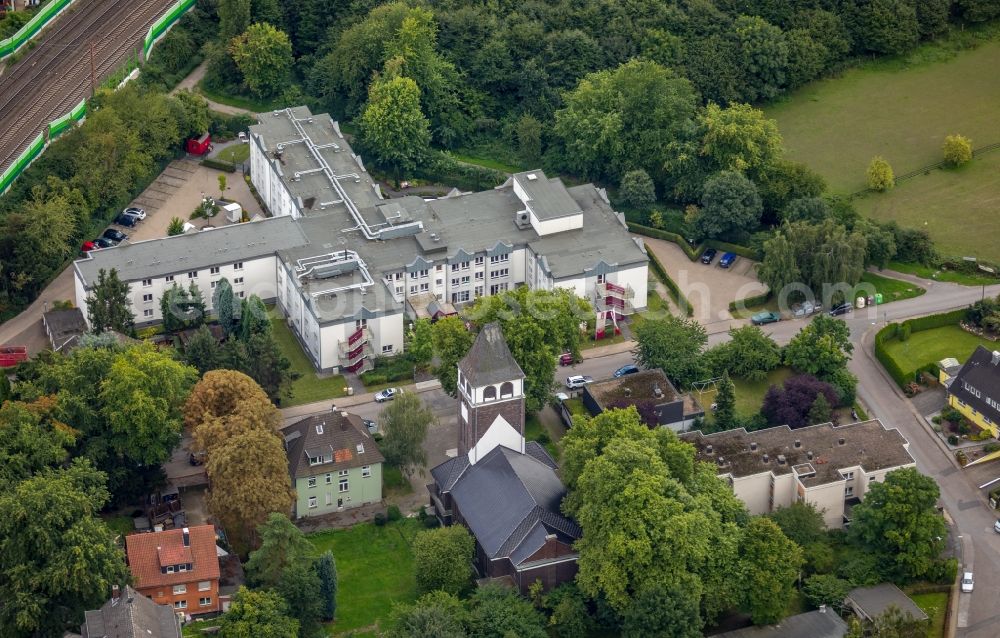 Aerial photograph Essen - Building the retirement home Evangelisches Altenwohnheim Essen-Dellwig gGmbH on Schilfstrasse in Essen in the state North Rhine-Westphalia, Germany