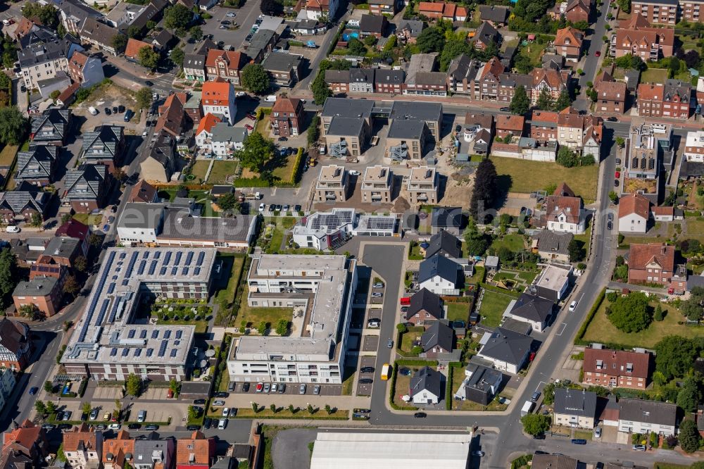 Aerial photograph Ahlen - Building the retirement home of Gezeitenland Betreuungszentrum Ahlen on Luetkeweg in Ahlen in the state North Rhine-Westphalia, Germany