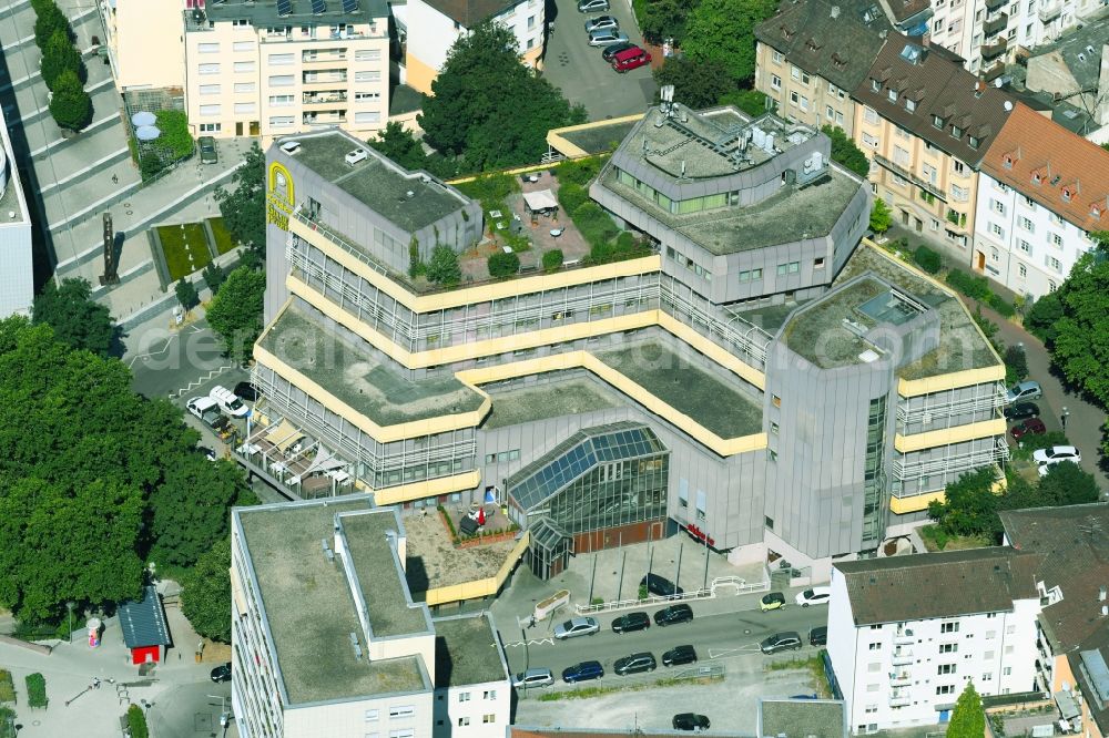 Pforzheim from the bird's eye view: Building the retirement home Seniorenresidenz Goldene Pforte Pforzheim GmbH in Pforzheim in the state Baden-Wurttemberg, Germany