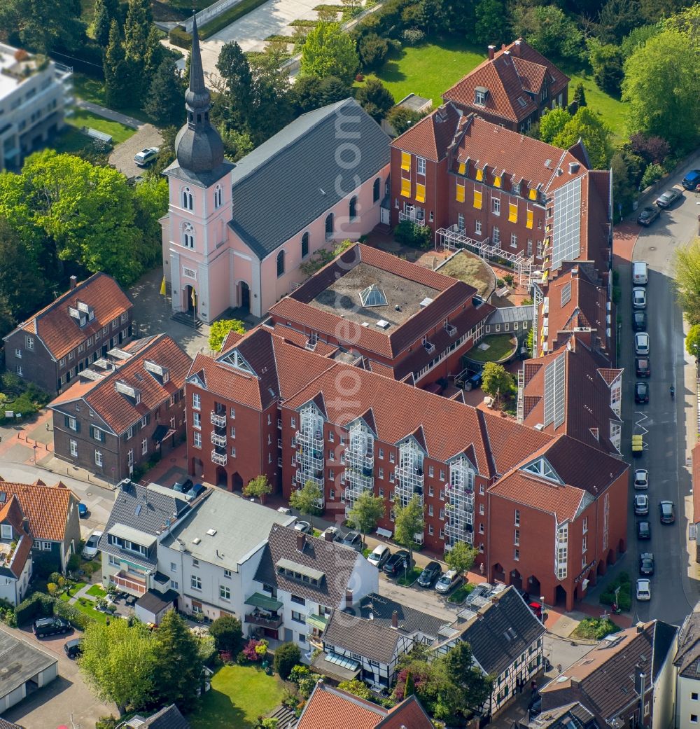 Aerial photograph Essen - Building the retirement home St. Josefshaus Kettwig in Essen in the state North Rhine-Westphalia, Germany