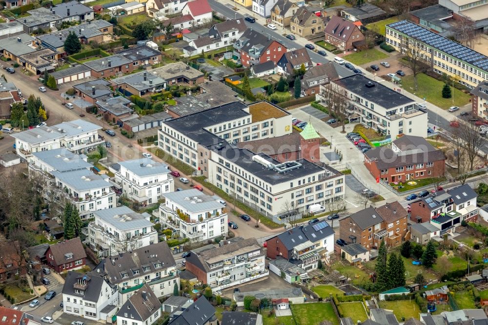 Aerial image Bottrop - Building of the nursing home - Senior residence of Malteserstift St. Suitbert at Am Freitagshof in Bottrop in North Rhine-Westphalia