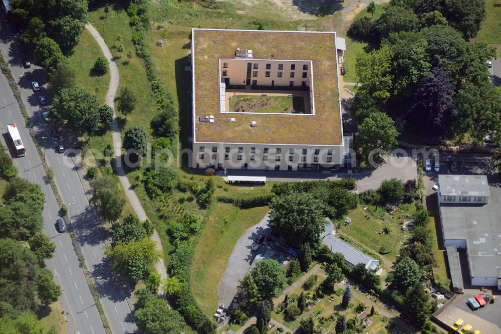 Aerial image Bad Salzuflen - Building the retirement home MediCare Seniorenresidenz Hoffmannspark in Bad Salzuflen in the state North Rhine-Westphalia