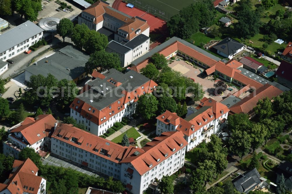 Neuenhagen from the bird's eye view: Building the retirement home PHN Seniorenresidenz GmbH on Langenbeckstrasse in Neuenhagen in the state Brandenburg