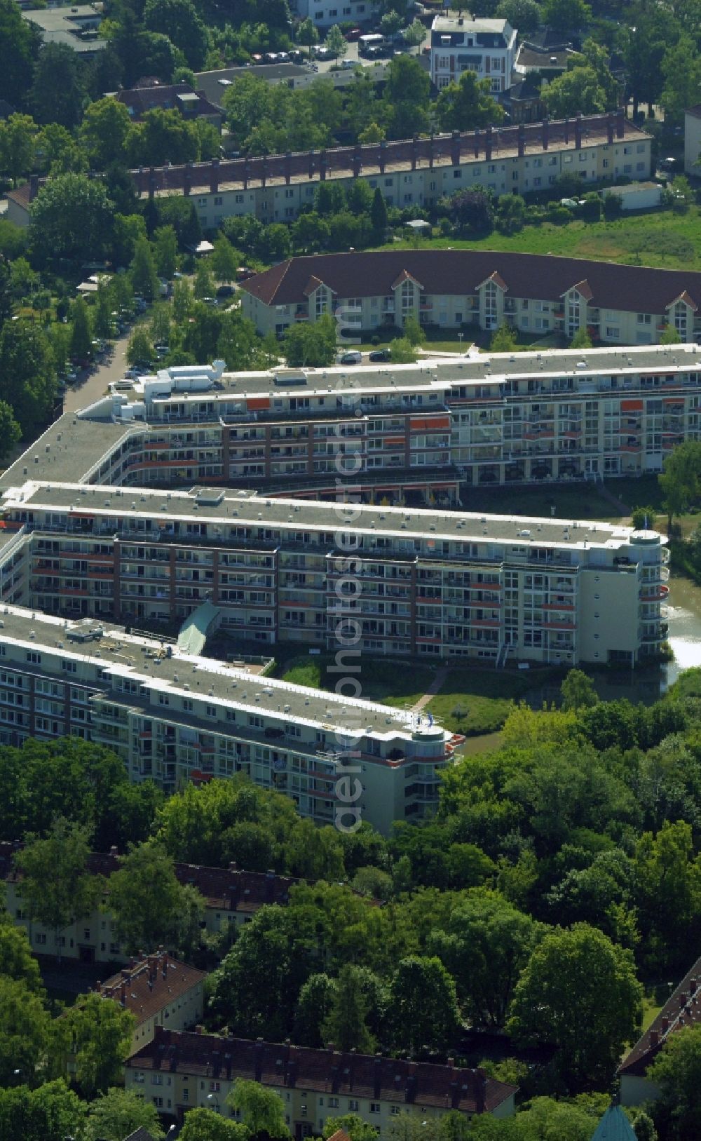 Aerial image Berlin - Building the retirement home of Rosenhof Ahrensburg Seniorenwohnanlage Betriebsgesellschaft mbH in Berlin in Germany