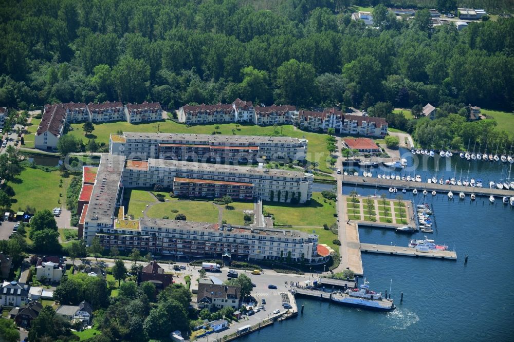 Aerial image Lübeck - Building the retirement home Rosenhof Seniorenwohnanlage Travemuende on Mecklenburger Landstrasse in the district Travemuende in Luebeck in the state Schleswig-Holstein, Germany