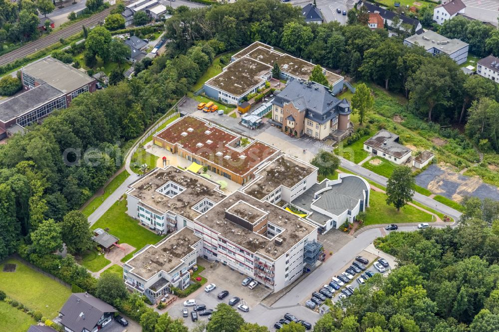 Aerial photograph Fröndenberg/Ruhr - Buildings of the retirement home - retirement Schmallenbach-Haus in Froendenberg/Ruhr in the state North Rhine-Westphalia, Germany