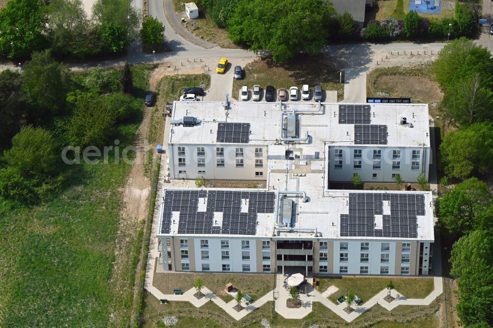 Ostseebad Boltenhagen from the bird's eye view: Building the retirement home Seniorenpflegeheim Haus Sonnengarten on street Ostseeallee in Ostseebad Boltenhagen at the baltic sea coast in the state Mecklenburg - Western Pomerania, Germany