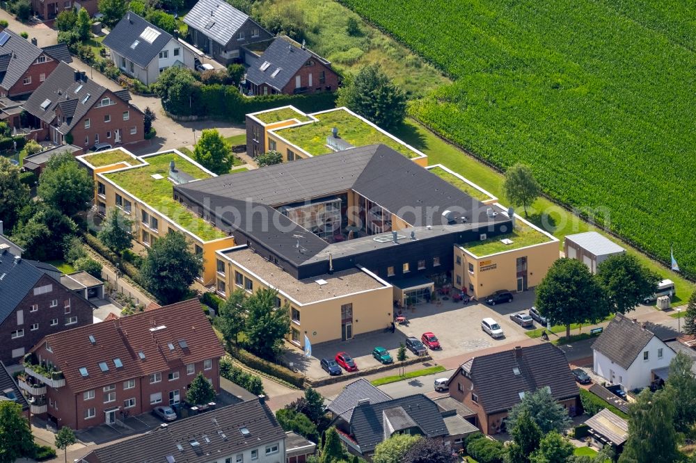 Aerial image Haltern am See - Building of the nursing home - Senior residence of Senior Centre Karstege ASB Recklinghausen Haltern am See in the state of North Rhine-Westphalia