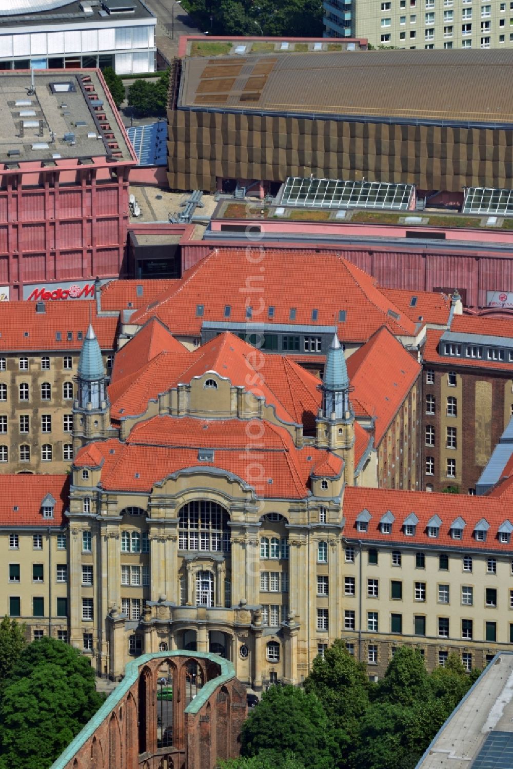 Berlin Mitte from above - Local court of the district Mitte at Littenstrasse overlooking the ALEXA shopping mall in Berlin