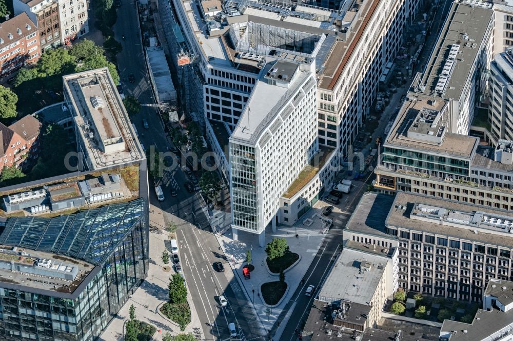 Hamburg from above - Office and corporate management high-rise building of Axel Springer SE on Axel-Springer-Platz in the district Neustadt in Hamburg, Germany