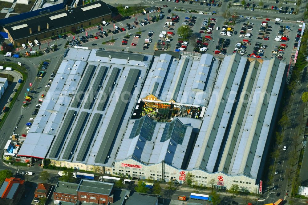 Aerial image Berlin - Building of the construction market BAUHAUS Berlin-Schoeneberg on Alboinstrasse in the district Tempelhof-Schoeneberg in Berlin, Germany