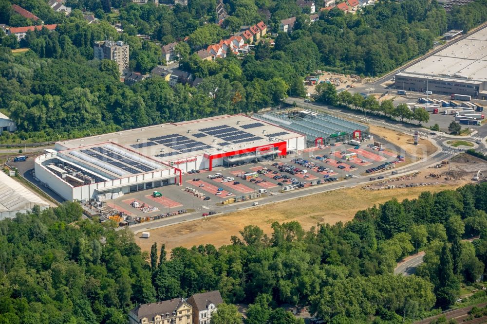 Aerial photograph Bochum - Building of the construction market of baumarkt direkt GmbH & Co KG along the Hauptstrasse in the district Bochum Ost in Bochum in the state North Rhine-Westphalia, Germany