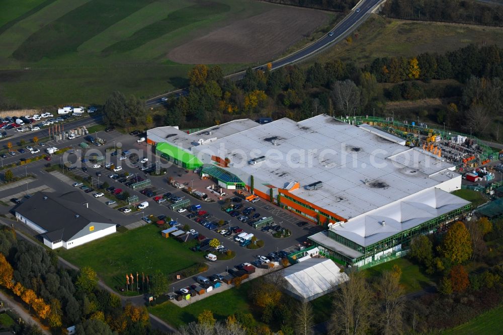 Oranienburg from above - Building of the construction market of Globus Baumarkt Oranienburg in the district Germendorf in Oranienburg in the state Brandenburg, Germany