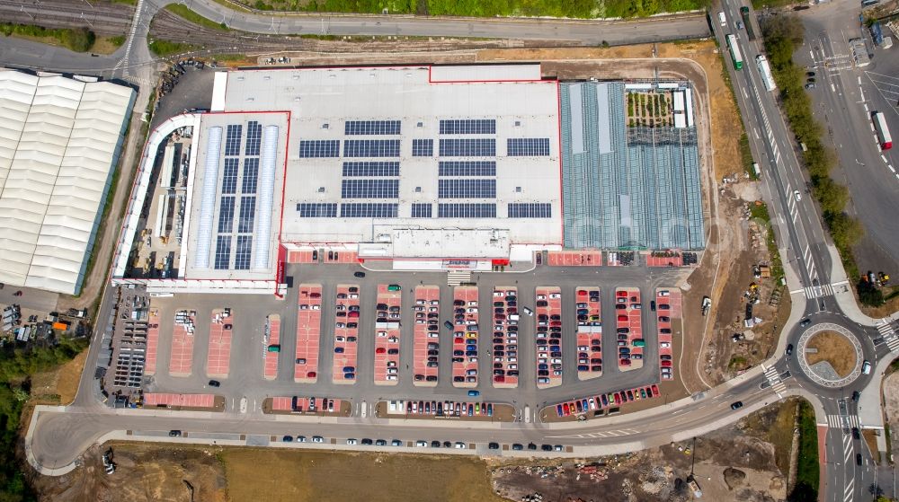 Aerial photograph Bochum - Building of the construction market of Hagebaumarkt Ziesak on Hauptstrasse in Bochum in the state North Rhine-Westphalia