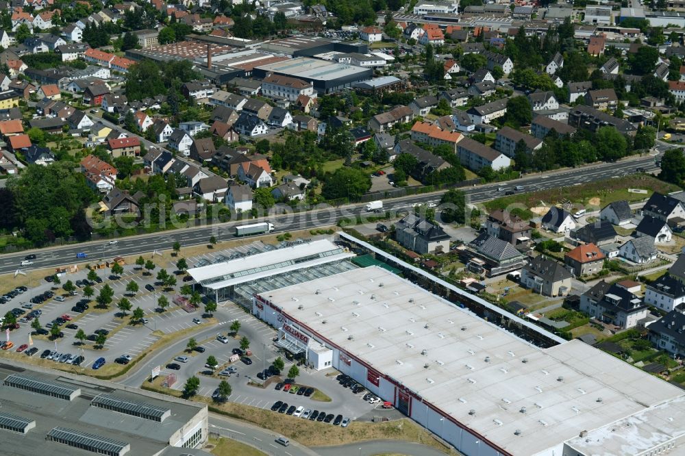 Aerial photograph Bielefeld - Building of the construction market of Hellweg-Die Profibaumaerkte GmbH & Co. KG am Suedring in Bielefeld in the state North Rhine-Westphalia