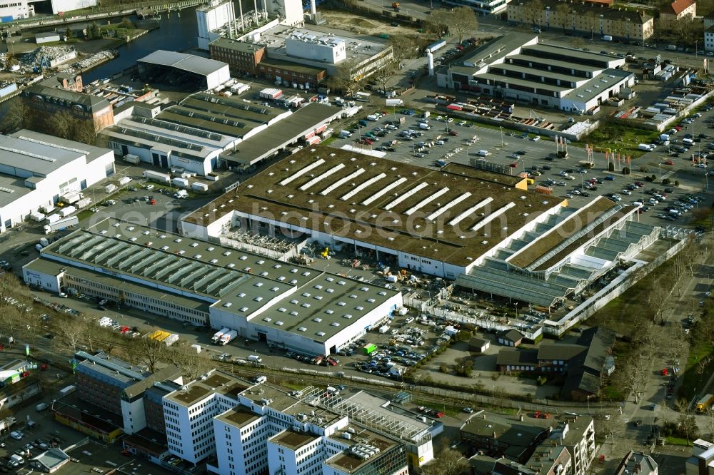 Berlin from above - Building of the construction market OBI Markt Berlin-Neukoelln in the district Neukoelln in Berlin, Germany