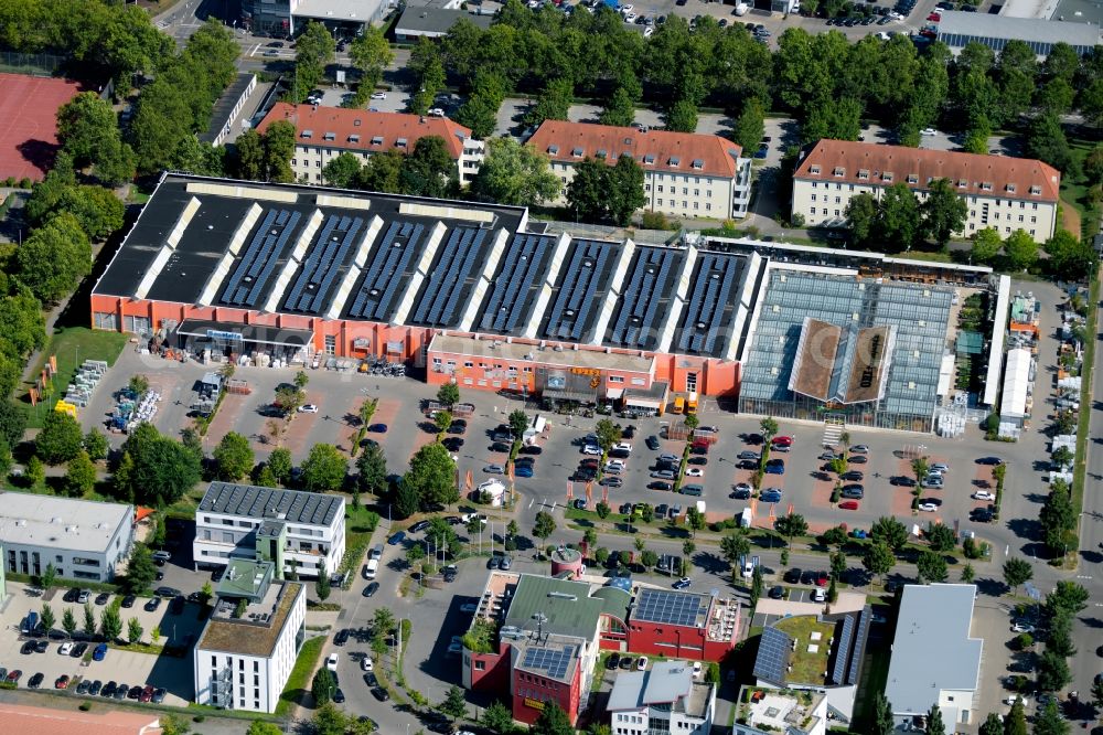 Heilbronn from the bird's eye view: Building of the construction market OBI Markt Heilbronn-Schwabenhof on Lise-Meitner-Strasse in Heilbronn in the state Baden-Wurttemberg, Germany