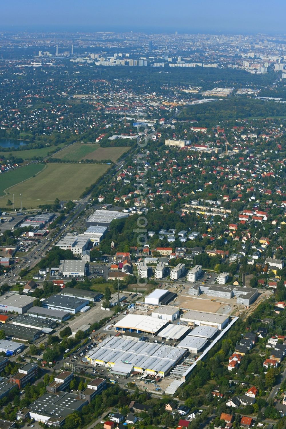 Berlin from above - Building of the construction market of Possling GmbH & Co.KG on Landsberger Strasse destrict Mahlsdorf in Berlin