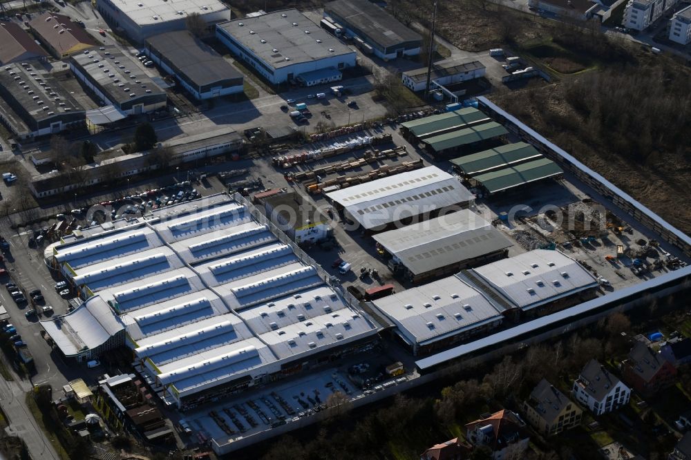 Mahlsdorf from the bird's eye view: Building of the construction market of Possling GmbH & Co. KG on Landsberger Strasse in Mahlsdorf in the state Berlin, Germany