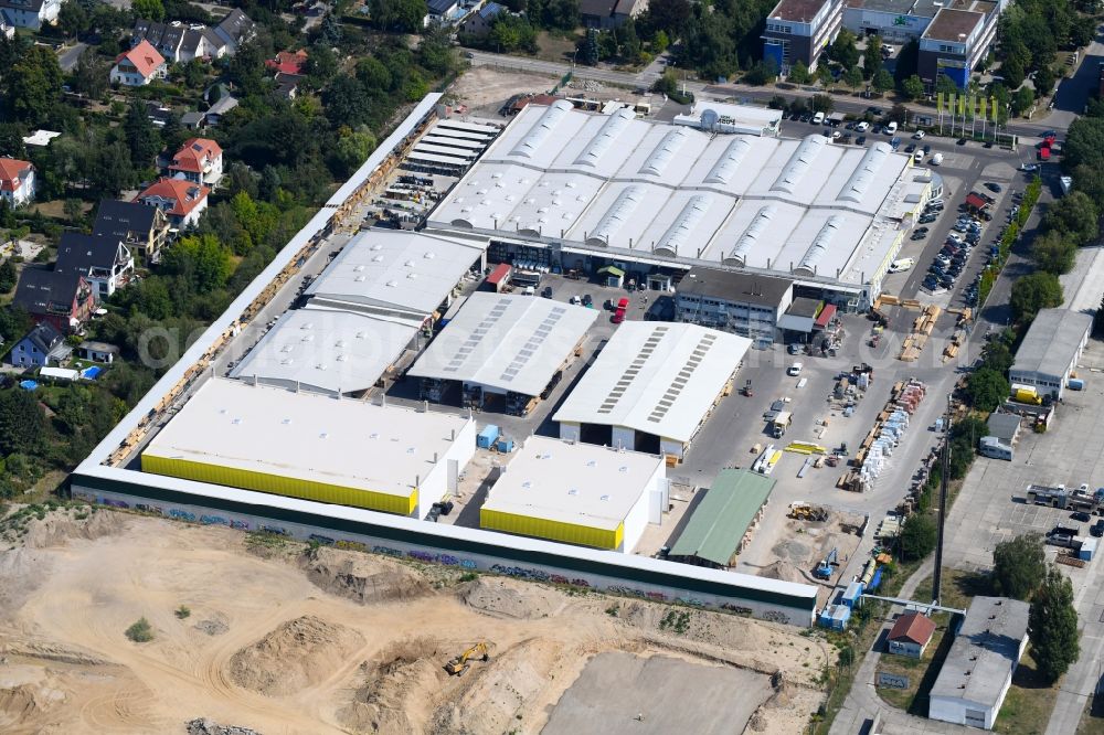 Aerial image Berlin - Building of the construction market of Possling GmbH & Co. KG on Landsberger Strasse in Mahlsdorf in the state Berlin, Germany