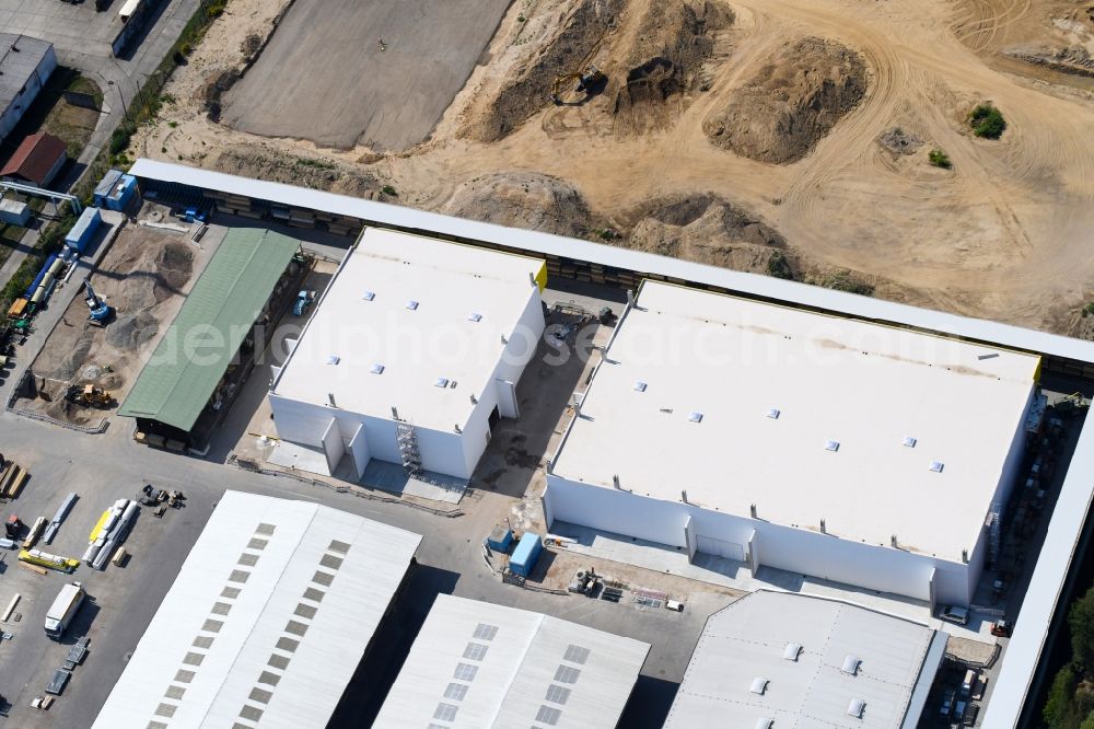 Berlin from the bird's eye view: Building of the construction market of Possling GmbH & Co. KG on Landsberger Strasse in Mahlsdorf in the state Berlin, Germany