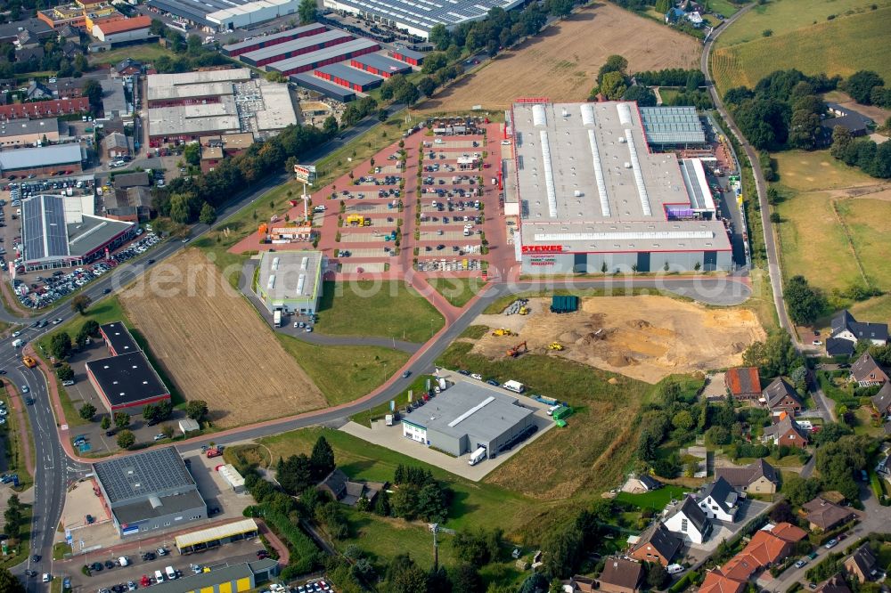 Aerial image Wesel - Building of the construction market of Stewes hagebaumarkt in Wesel in the state North Rhine-Westphalia