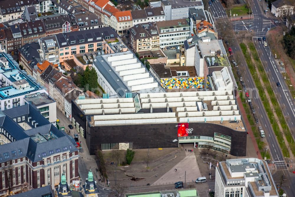 Aerial photograph Düsseldorf - Building the visitor center K20 Kunstsonmlung Nordrhein-Westfalen on Grabbeplatz in Duesseldorf in the state North Rhine-Westphalia