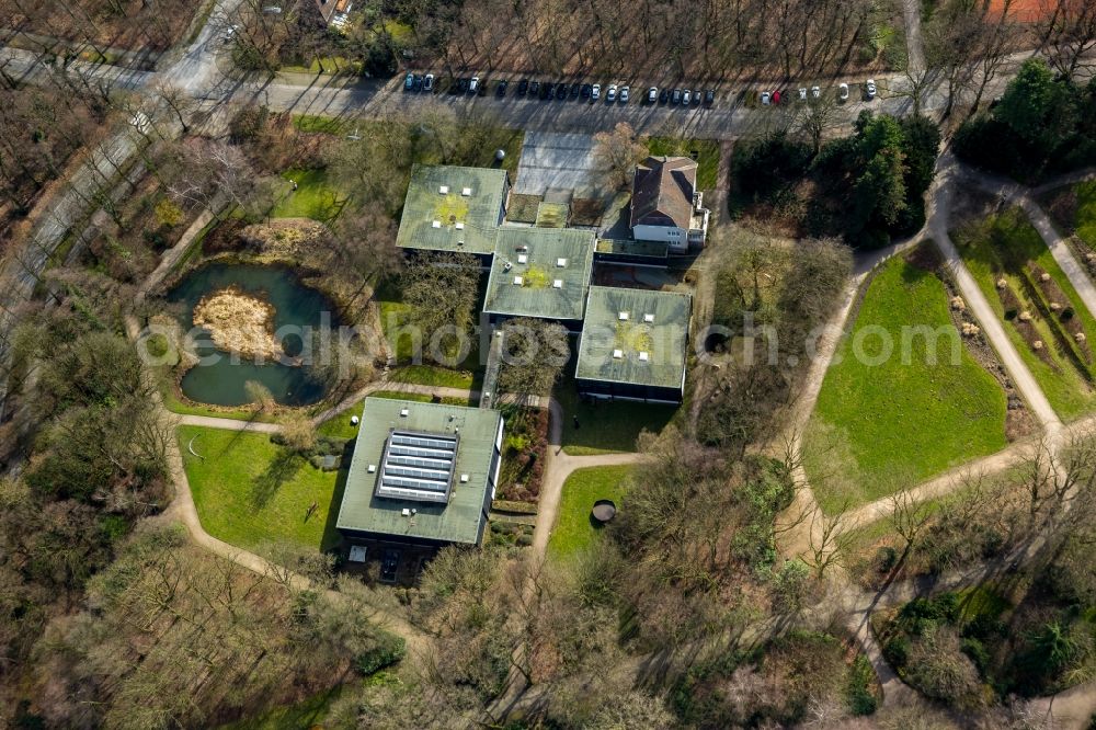 Aerial photograph Bottrop - Building the visitor center Museumszentrum Quadrat Im Stadtgarten in the district Stadtmitte in Bottrop in the state North Rhine-Westphalia